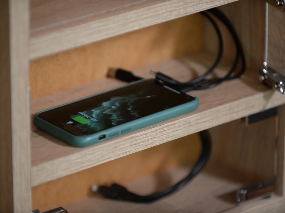 ChargeBox u enterijeru sa Instagram profila